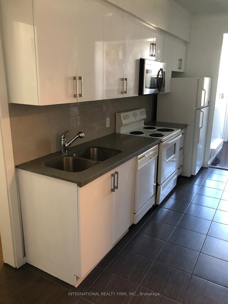 Unit 1 - 159 Montrose Ave, Toronto, M6J 2T6 | Image 2