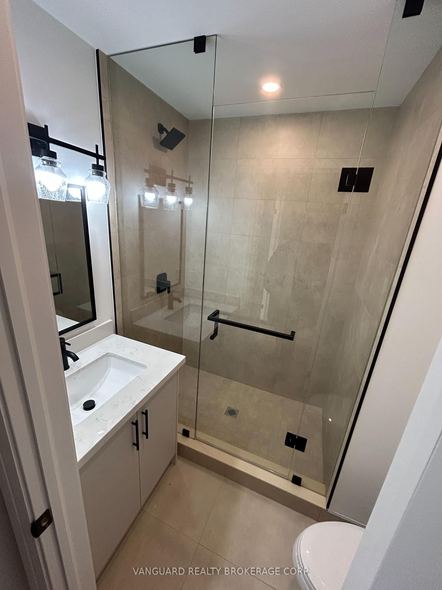 12 Franklin Avenue, Unit D - Photo 10