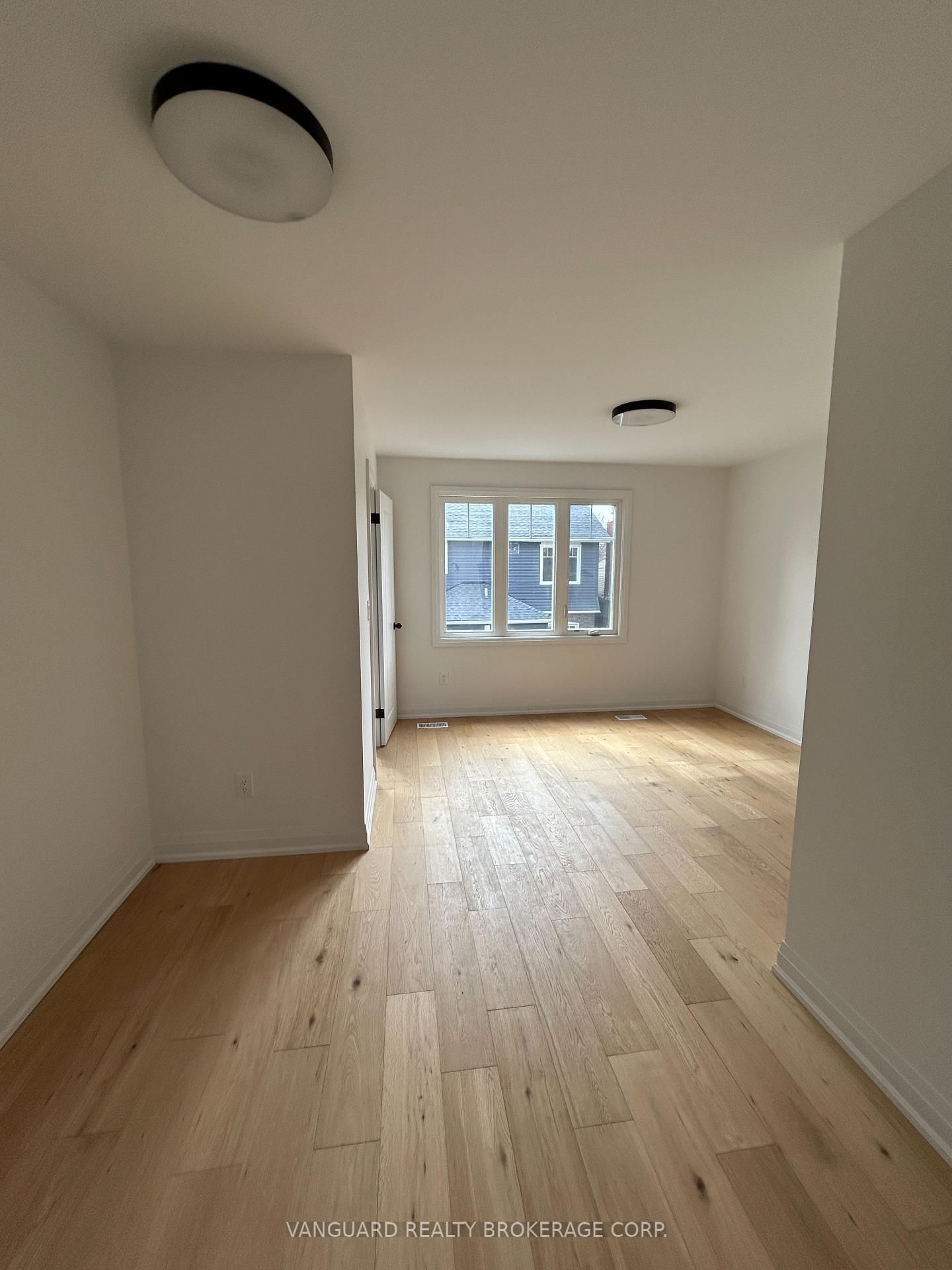 12 Franklin Avenue, Unit D - Photo 5