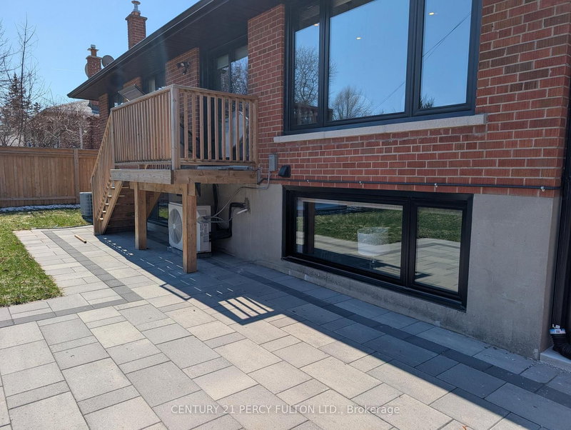 171 Sloane Ave, Toronto, M4A 2C2 | Image 3