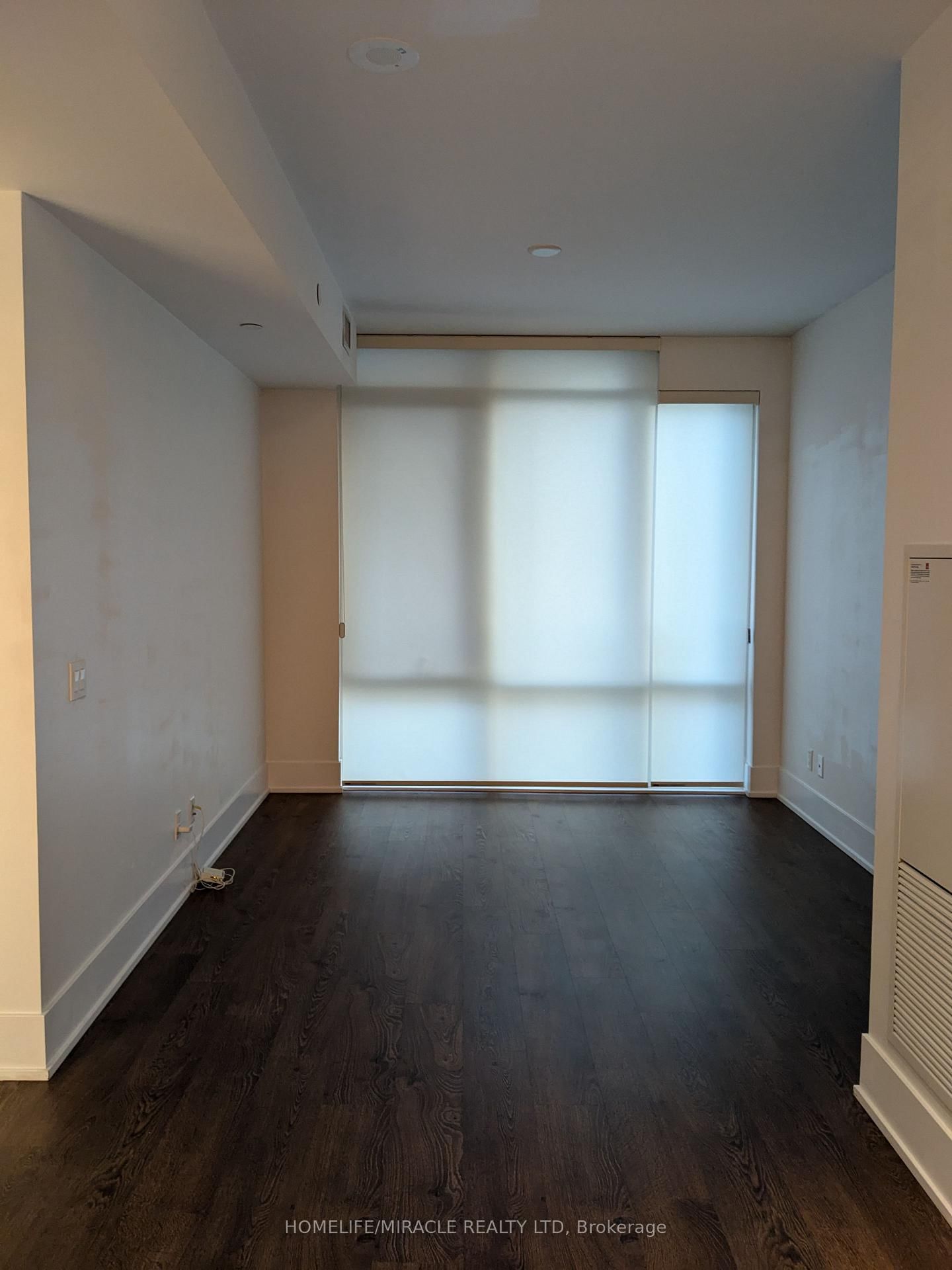 15 Merchants' Wharf, Unit 813 - Photo 3