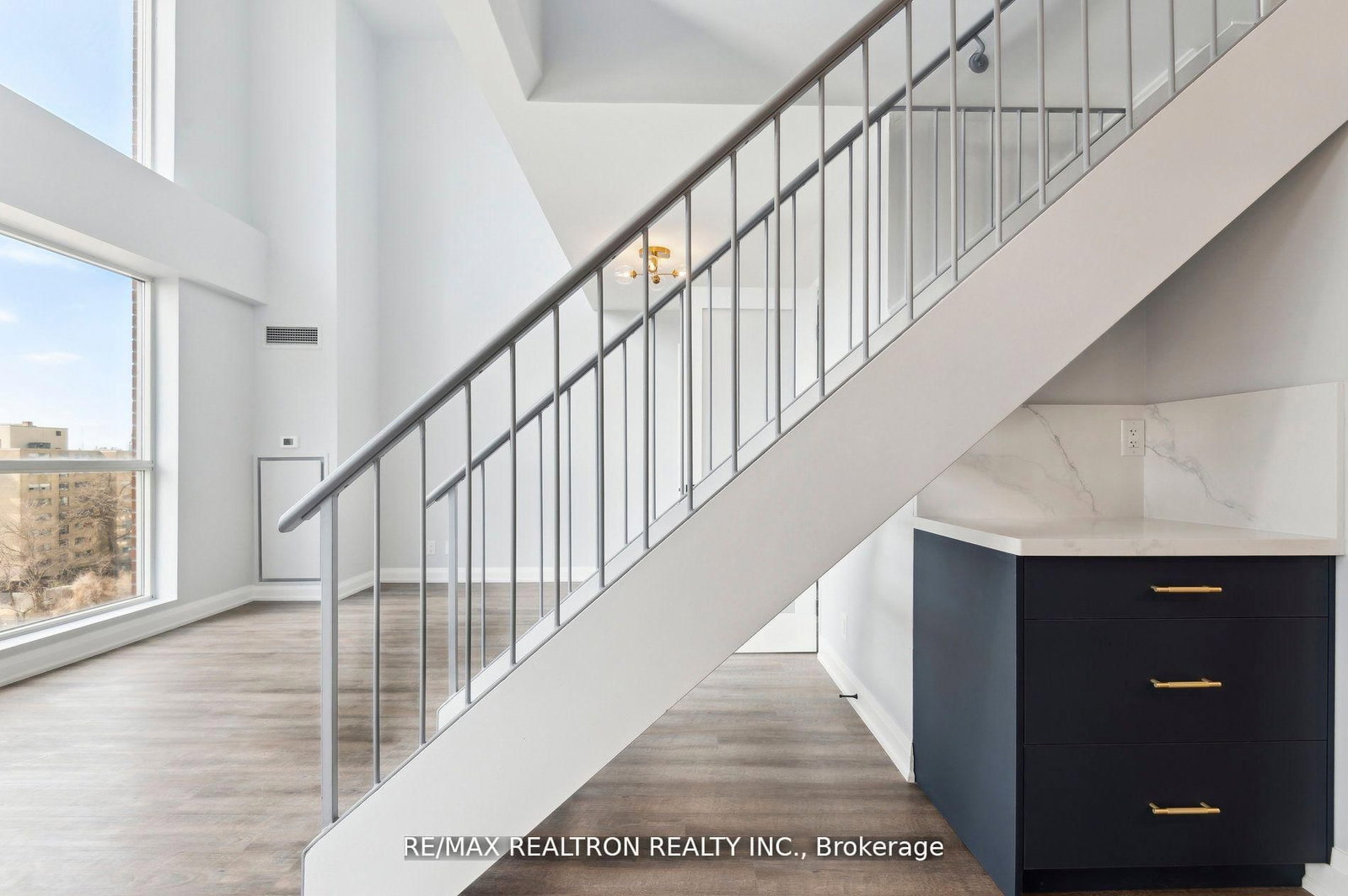 18 Merton Street • #906 • Toronto, ON photo 16