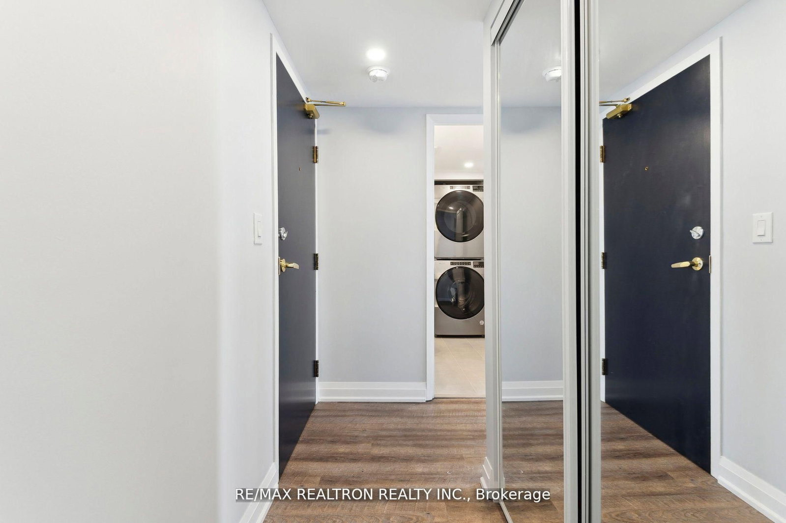 18 Merton Street • #906 • Toronto, ON photo 24