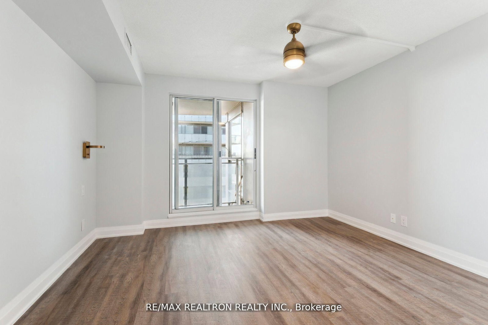 18 Merton Street • #906 • Toronto, ON photo 36