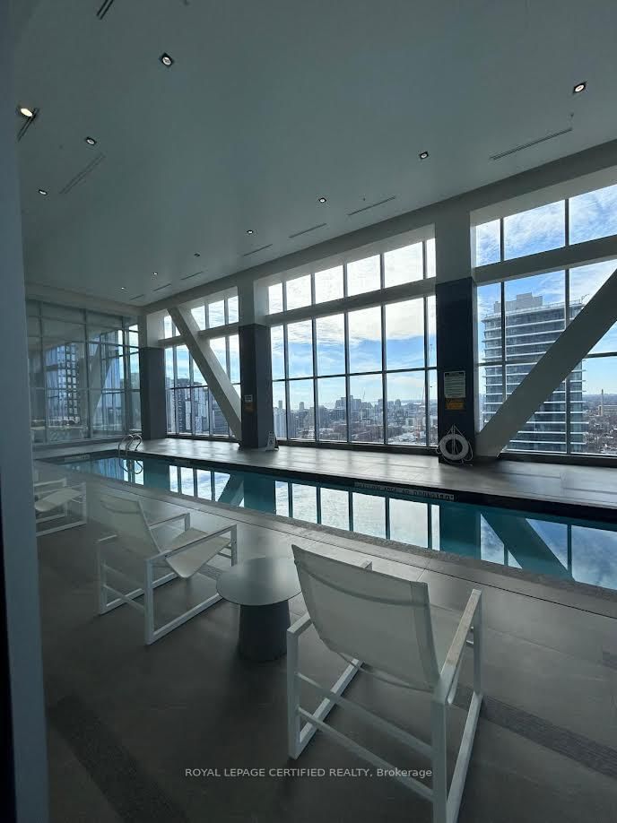 488 University Avenue, Unit 3809 - Photo 15