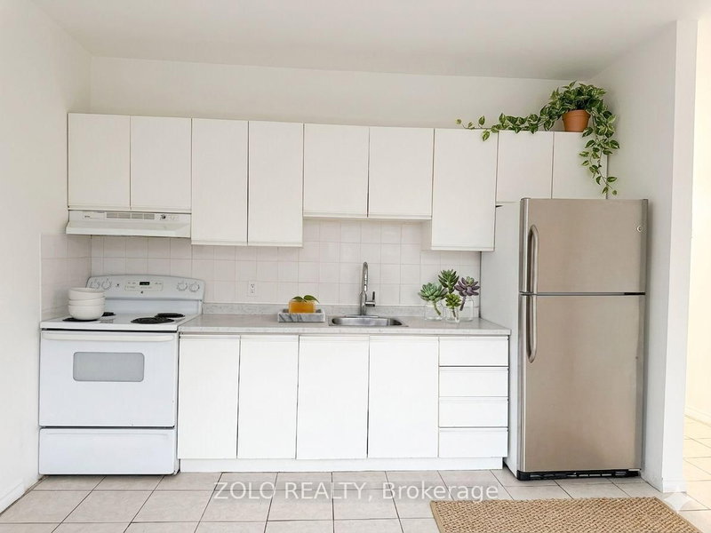 4 - 968 Bathurst St, Toronto, M5R 3G6 | Image 2