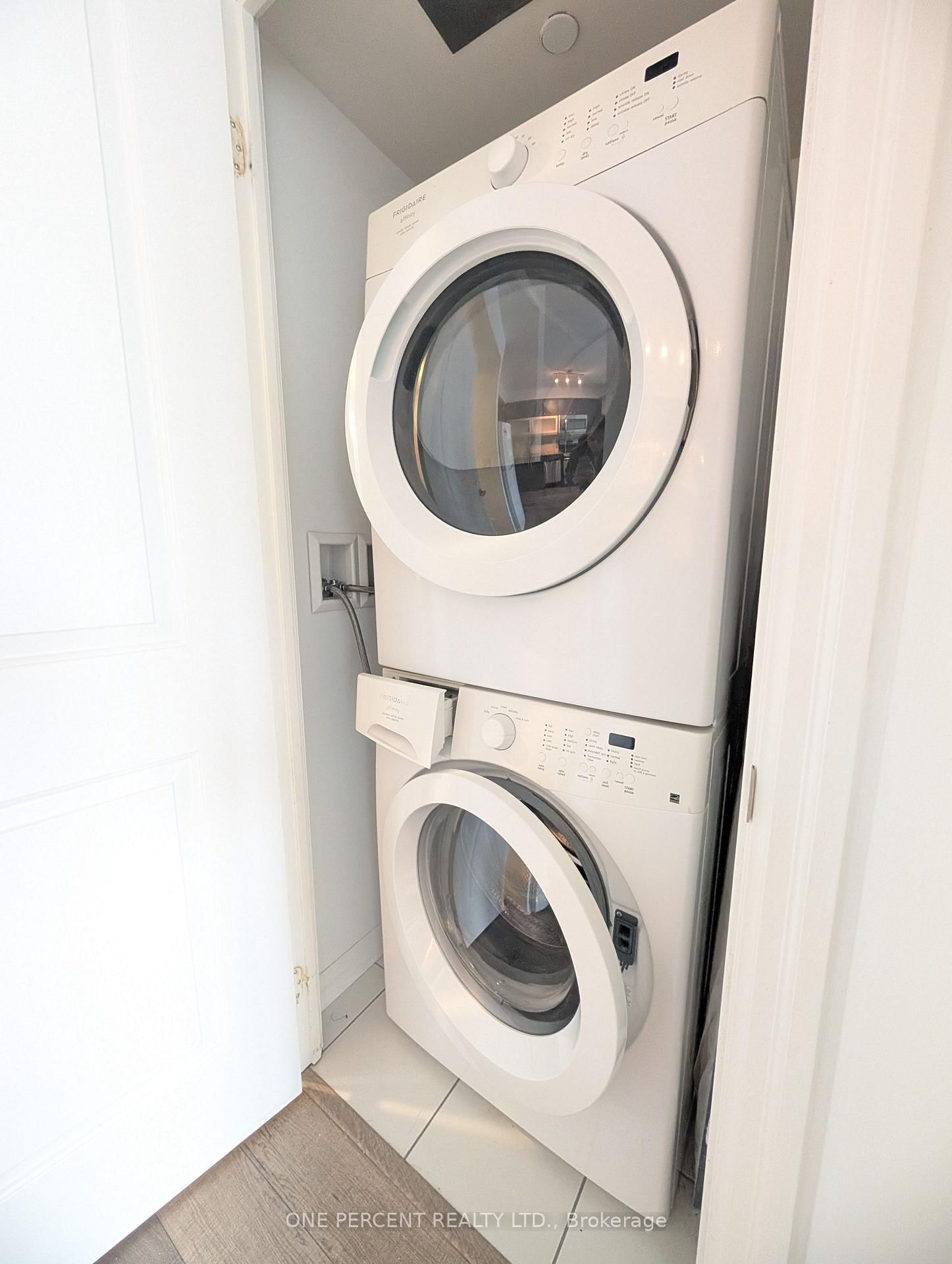 275 Yorkland Road, Unit 2007 - Photo 12