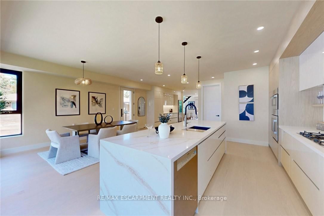 28 Dunsmore Gardens