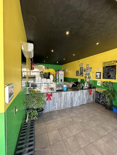 854 BATHURST St | Toronto | Image