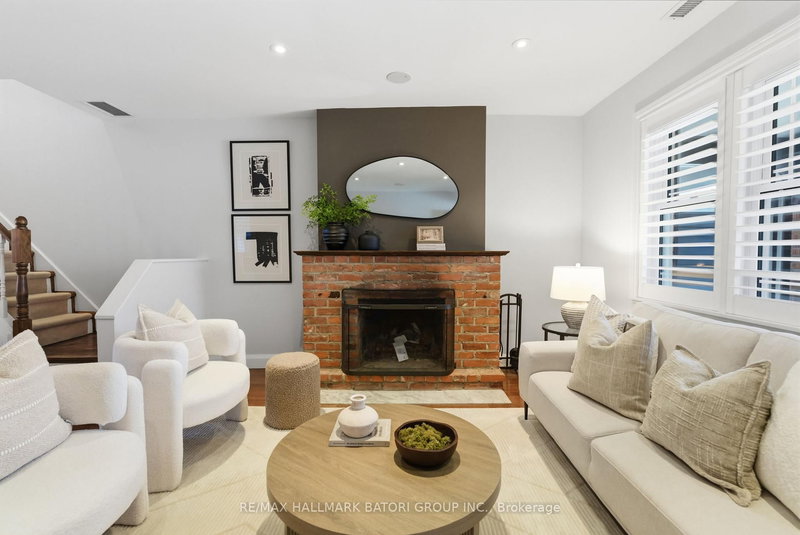 261 Castlefield Ave, Toronto, M4R 1G6 | Image 2