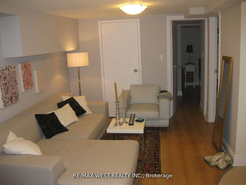 Bsmt - 237 Vaughan Rd, Toronto, M6C 2M8 | Image 3