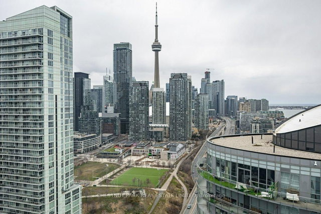 3615 - 17 Bathurst Street