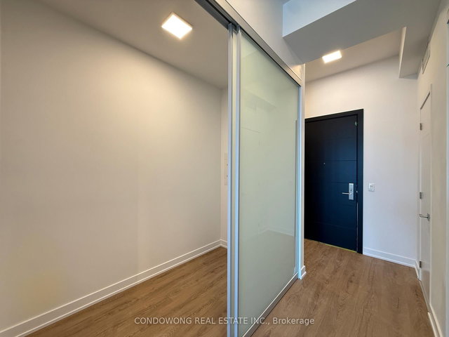 212 - 29 Green Trail Court