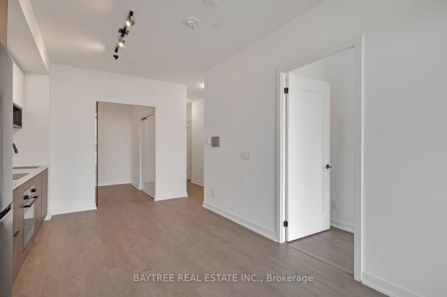 303 - 5 Defries Street