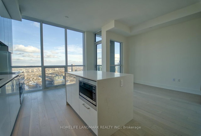 5509 - 1 Yorkville Avenue