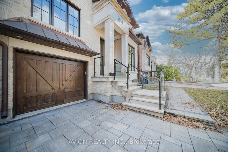 29 Evergreen Gdns, Toronto, M4G 1C4 | Image 3