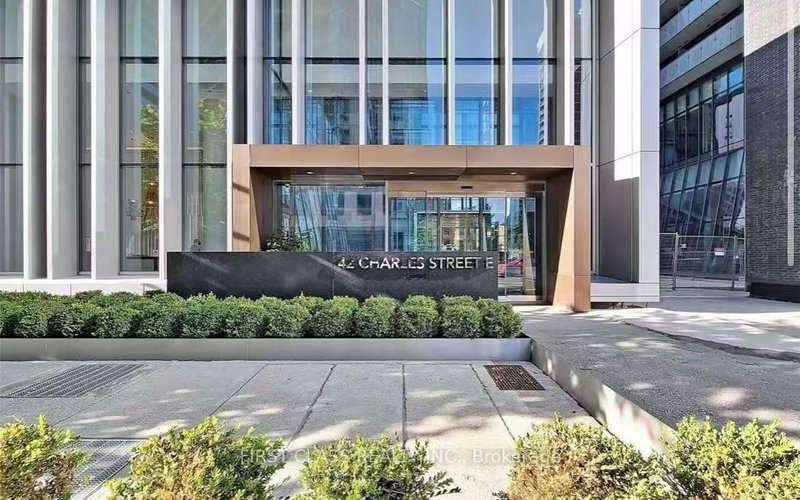 home for lease on 1303-42 Charles Street