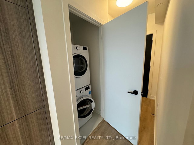 3804 - 117 Broadway Avenue