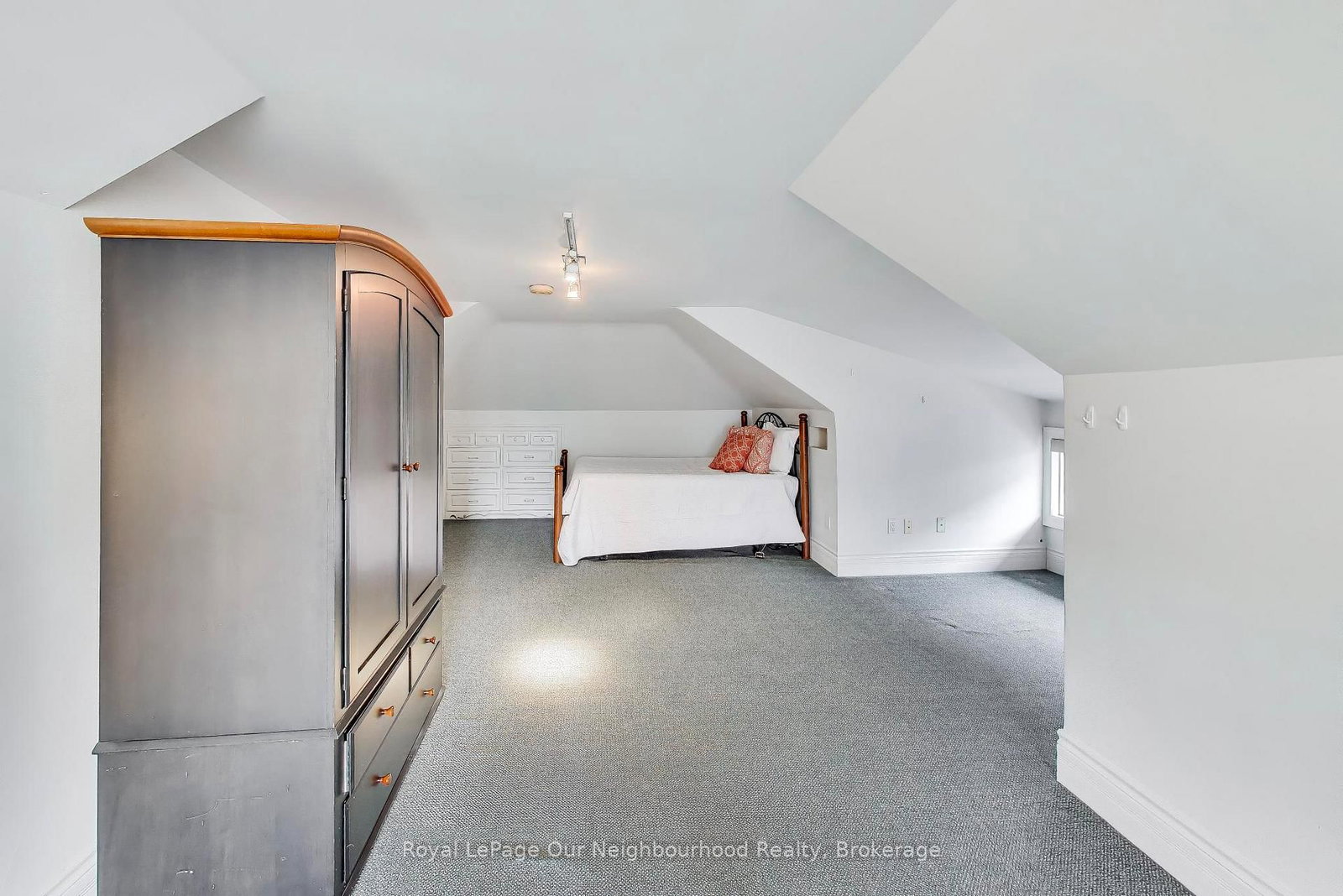 Detached House for sale at 166 Lytton Boulevard, Toronto, Ontario, M4R 1L4 - Lawrence Park South - MLS: C12974190