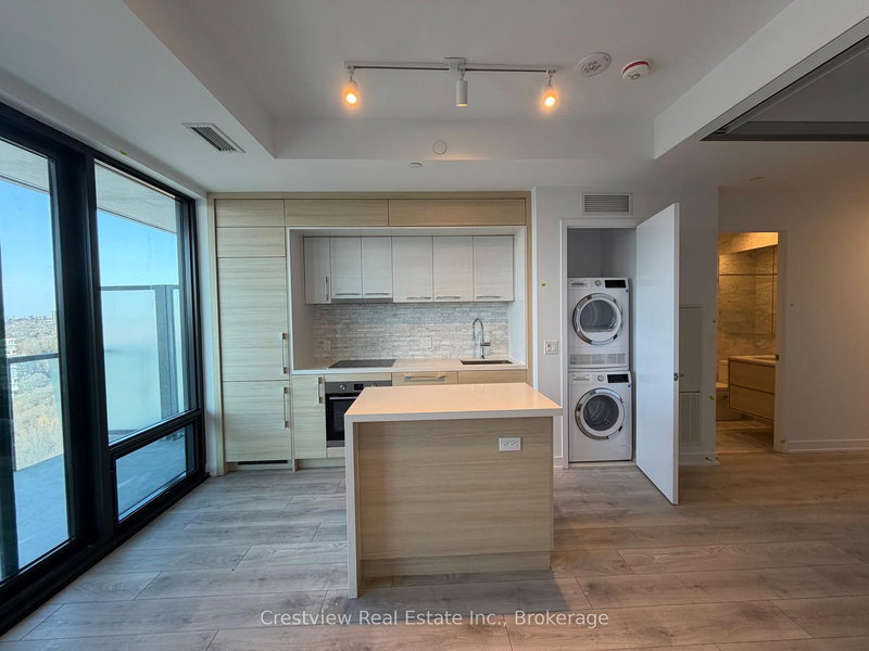 1907 - 29 Green Trail Crt, Toronto, M2K 0J9 | Image 3