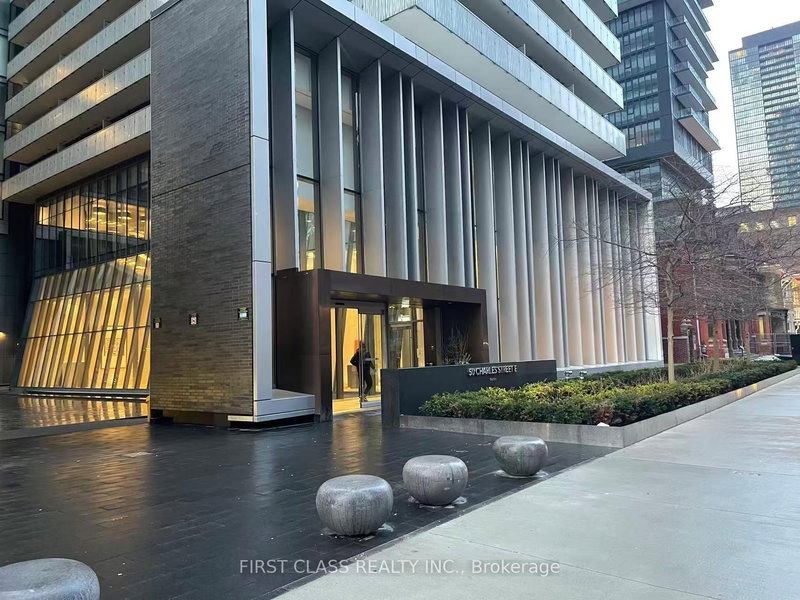 home for lease on 1605-50 Charles Street E