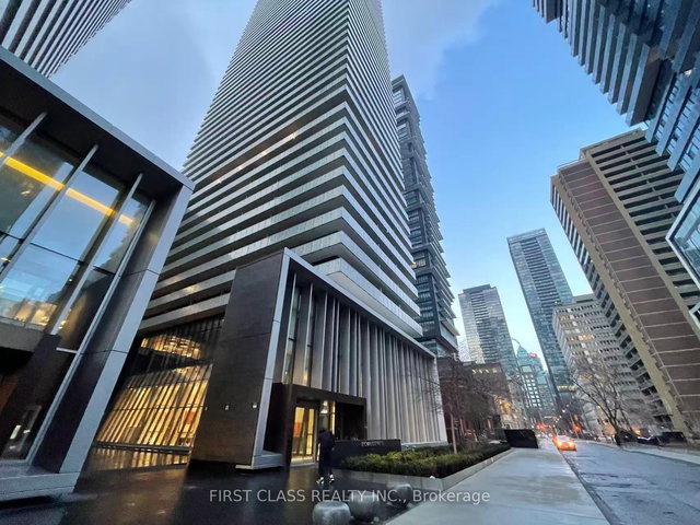 1605 - 50 Charles Street E