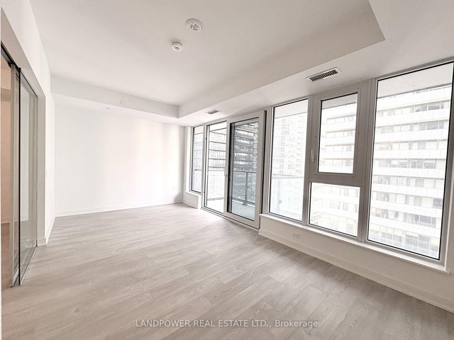 1611 - 634 Church Street