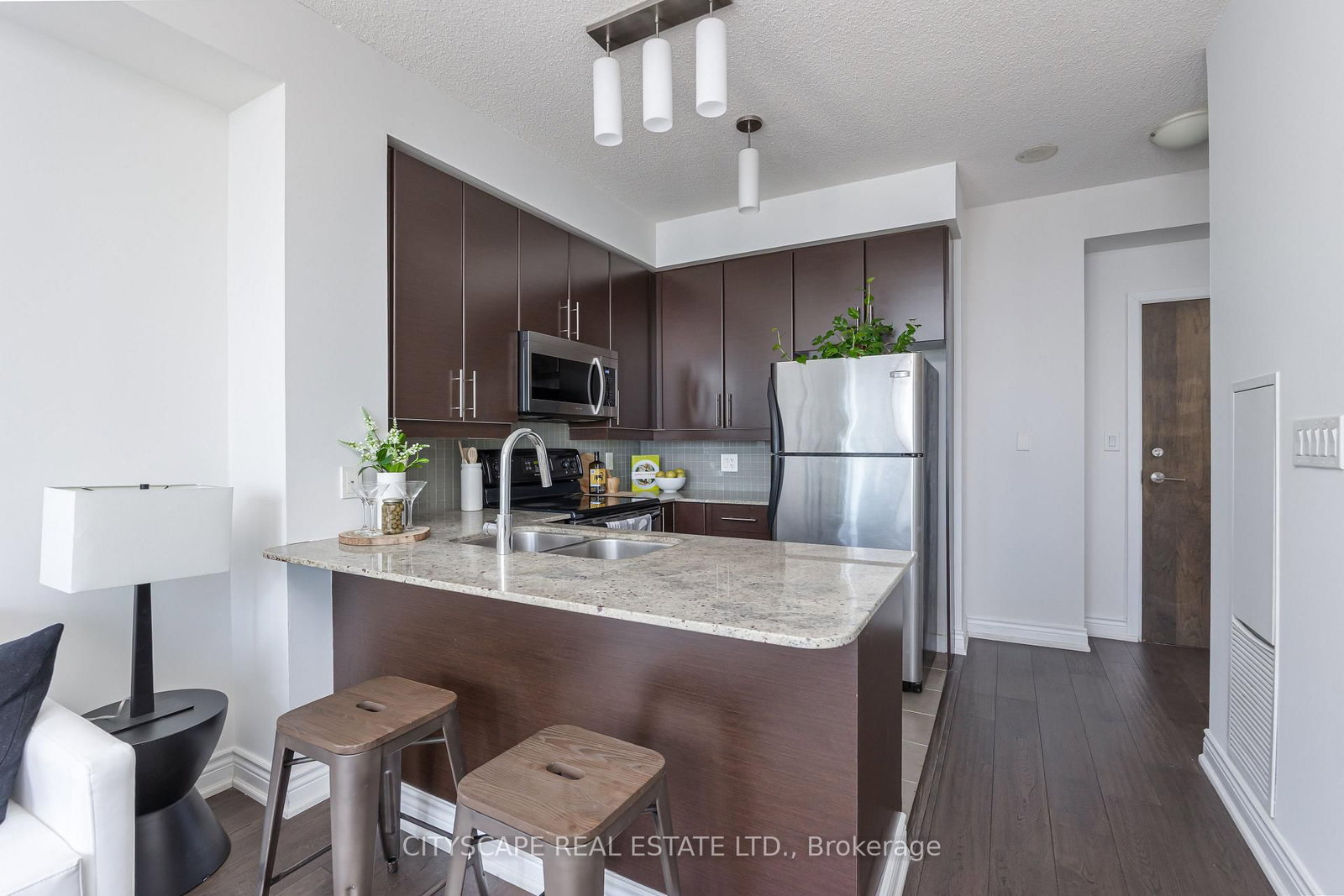 Condo for sale at 1901-18 Harbour Street, Toronto, Ontario, M5J 2Z6 - Waterfront Communities C1 - MLS: C12975424