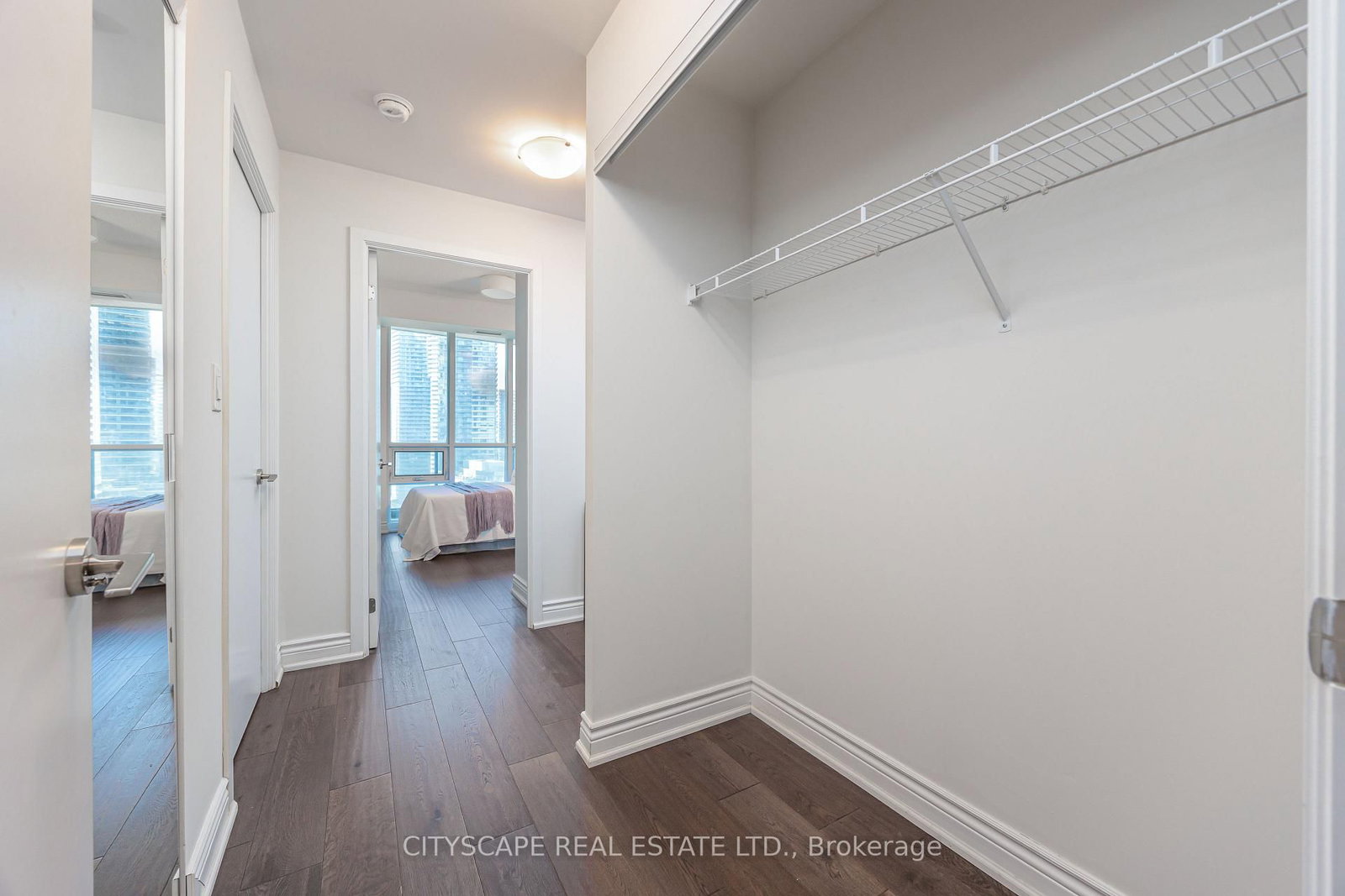 Condo for sale at 1901-18 Harbour Street, Toronto, Ontario, M5J 2Z6 - Waterfront Communities C1 - MLS: C12975424