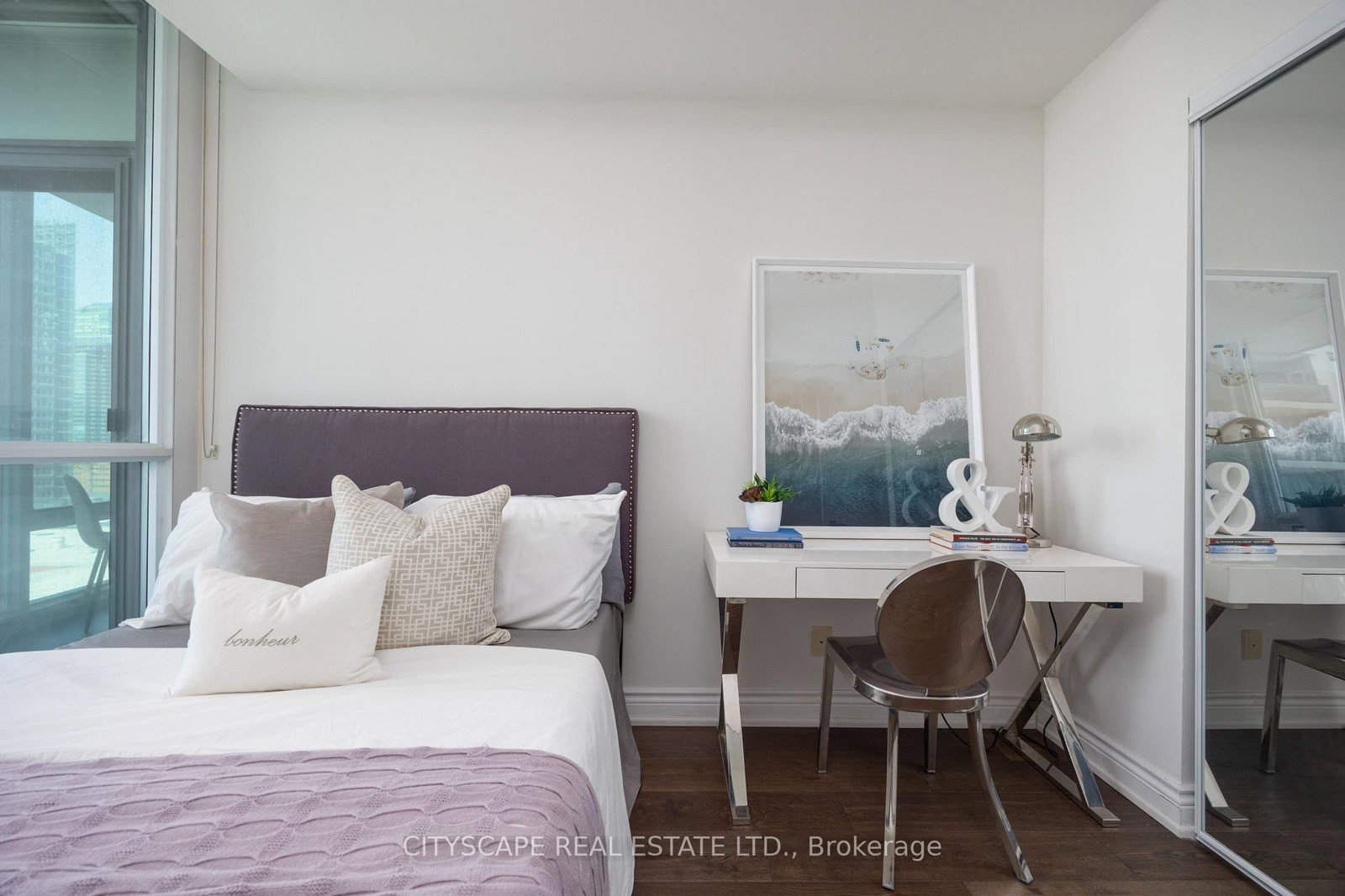 Condo for sale at 1901-18 Harbour Street, Toronto, Ontario, M5J 2Z6 - Waterfront Communities C1 - MLS: C12975424