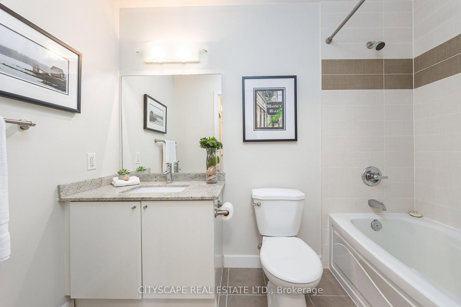 Condo for sale at 1901-18 Harbour Street, Toronto, Ontario, M5J 2Z6 - Waterfront Communities C1 - MLS: C12975424