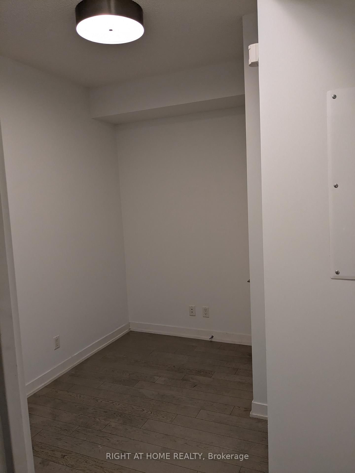 455 FRONT Street E, Unit N604 - Photo 3