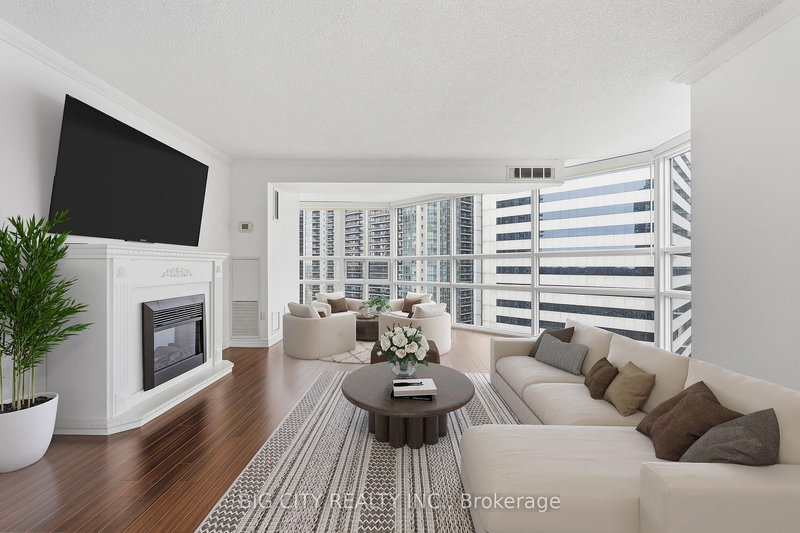 home for lease on 1406-131 Beecroft Road