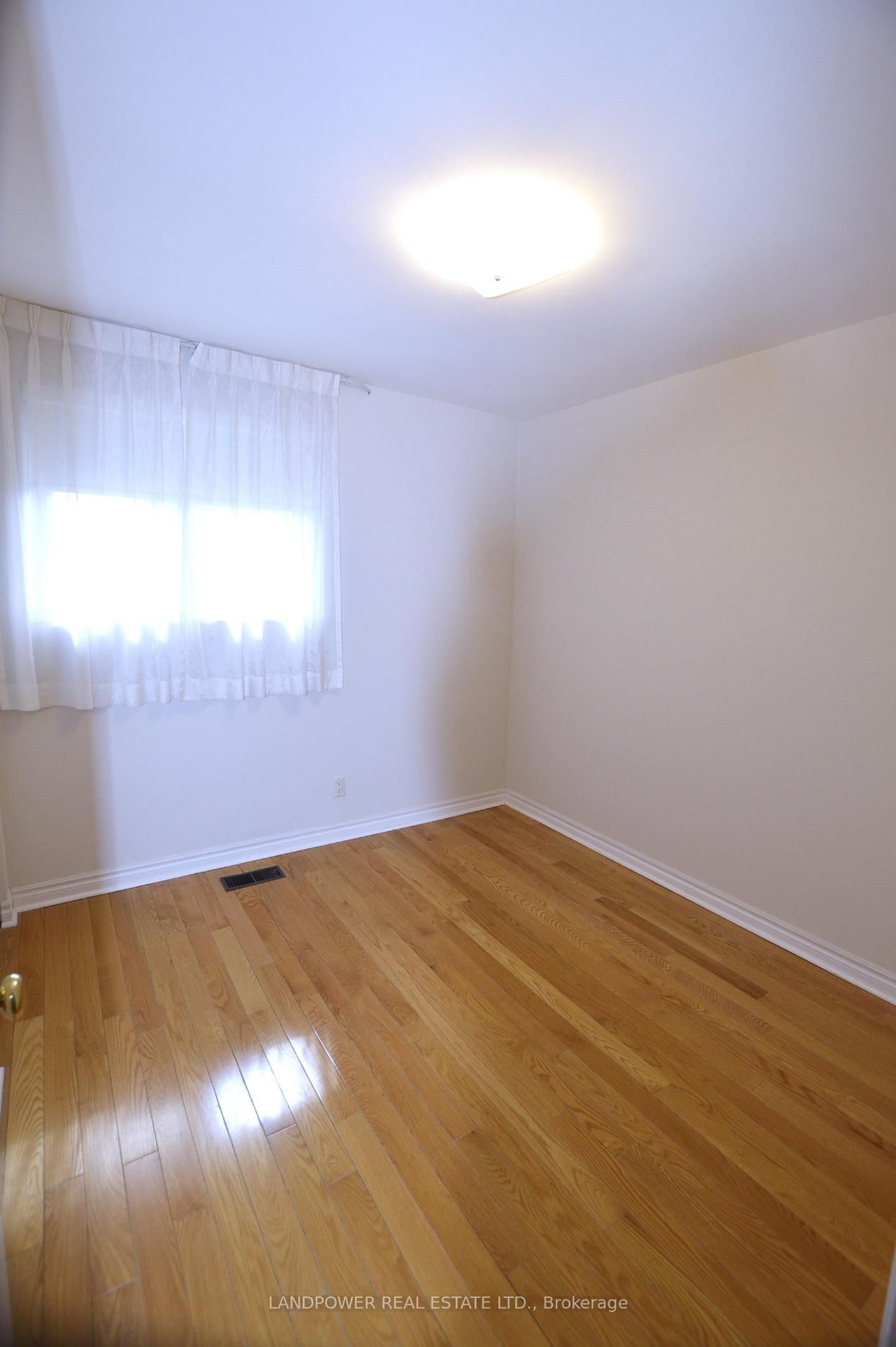 Detached House for sale at 93 Clansman Boulevard, Toronto, Ontario, M2H 1X7 - Hillcrest Village - MLS: C12976002