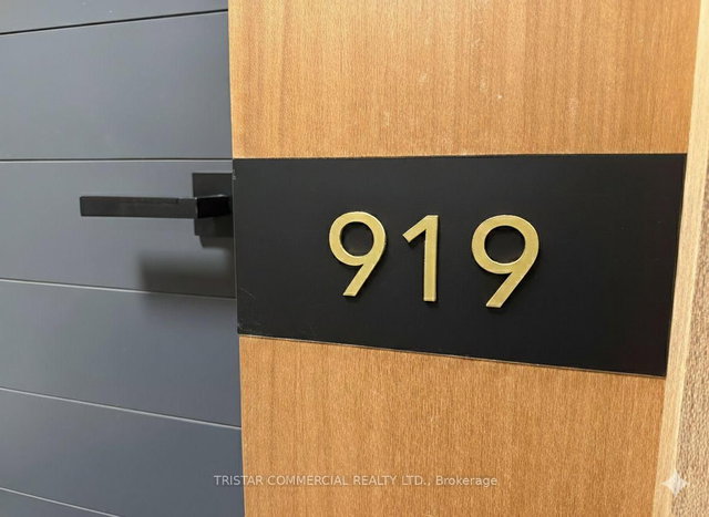 919 - 25 Adra Grado Way