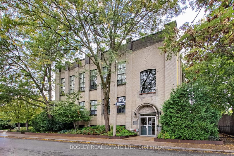 home for lease on 211-284 St. Helens Avenue