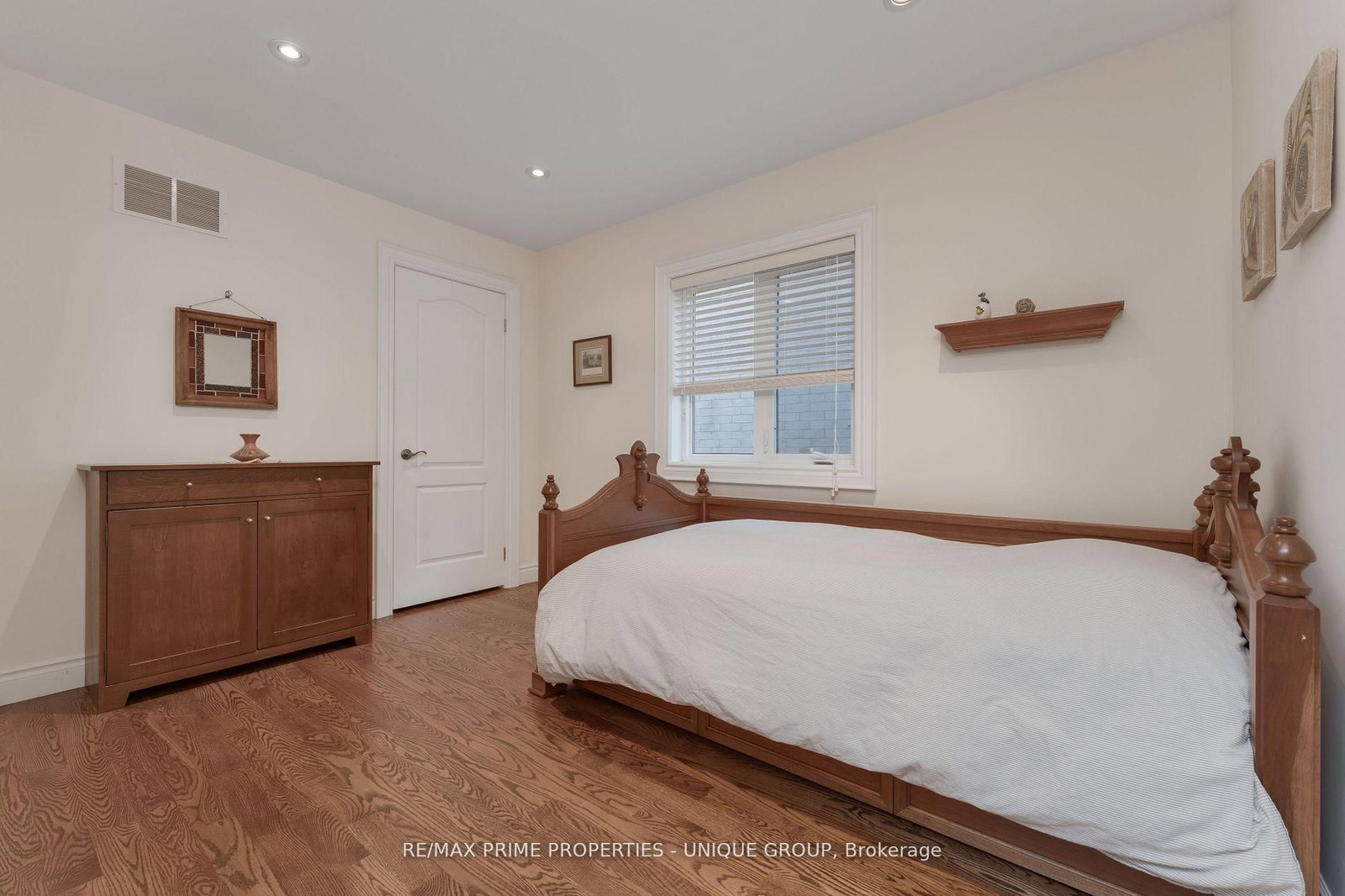 Detached House for sale at 276 Greenfield Avenue, Toronto, Ontario, M2N 3E5 - Willowdale East - MLS: C12976548