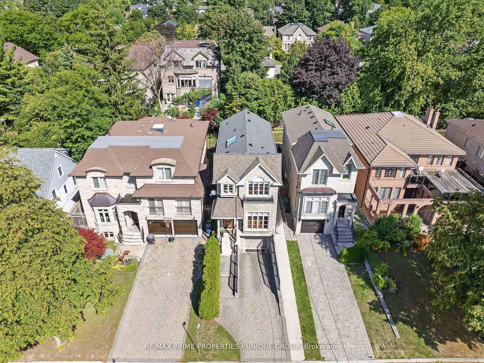 Detached House for sale at 276 Greenfield Avenue, Toronto, Ontario, M2N 3E5 - Willowdale East - MLS: C12976548