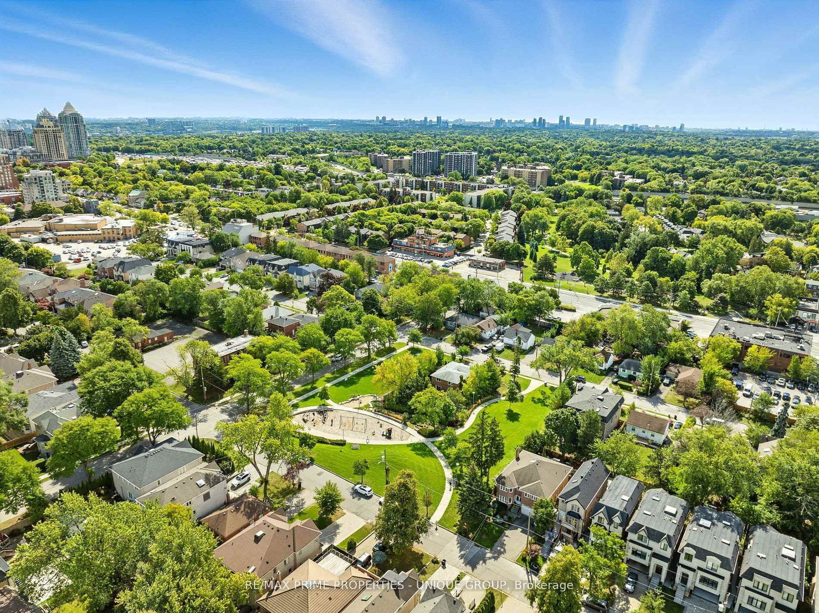 Detached House for sale at 276 Greenfield Avenue, Toronto, Ontario, M2N 3E5 - Willowdale East - MLS: C12976548