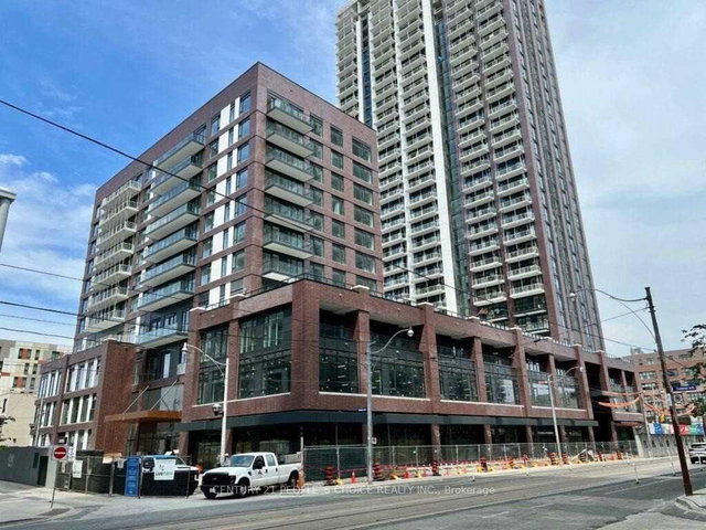 1121 - 35 Tubman Avenue