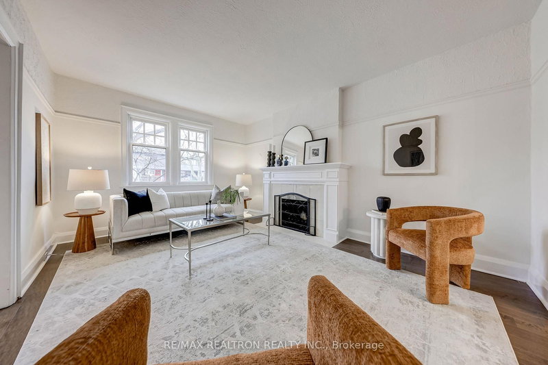 294 St Germain Ave, Toronto, M5M 1W3 | Image 3