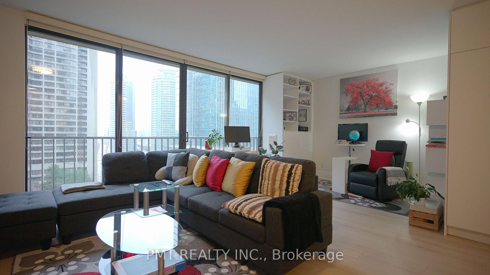 33 Harbour Square, Unit 1430 - Photo 3