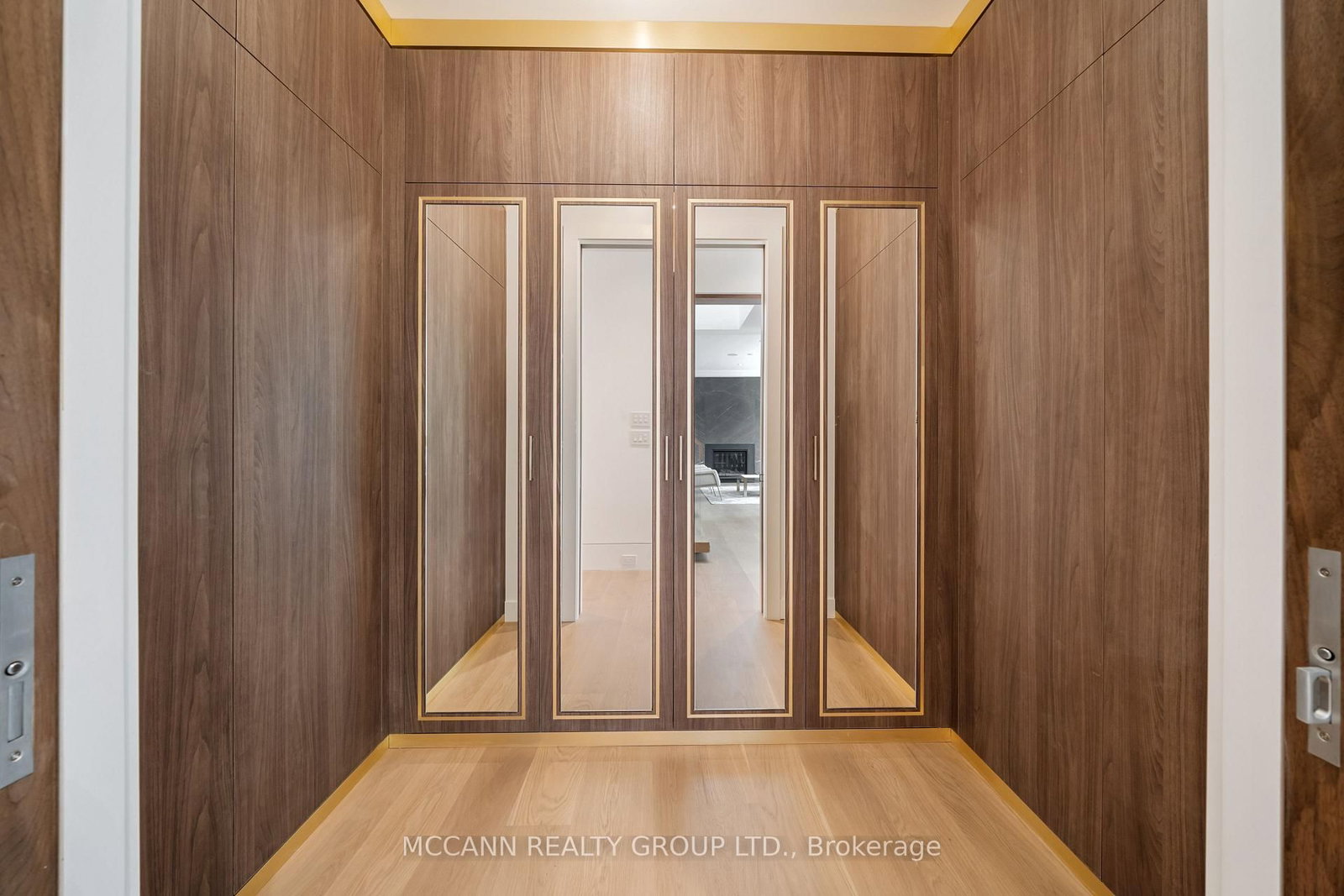 Detached House for sale at 64 Glengowan Road, Toronto, Ontario, M4N 1G4 - Lawrence Park South - MLS: C12977114