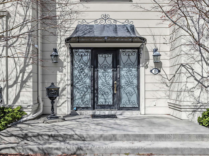 8 Colvestone Rd, Toronto, M2L 1X3 | Image 2