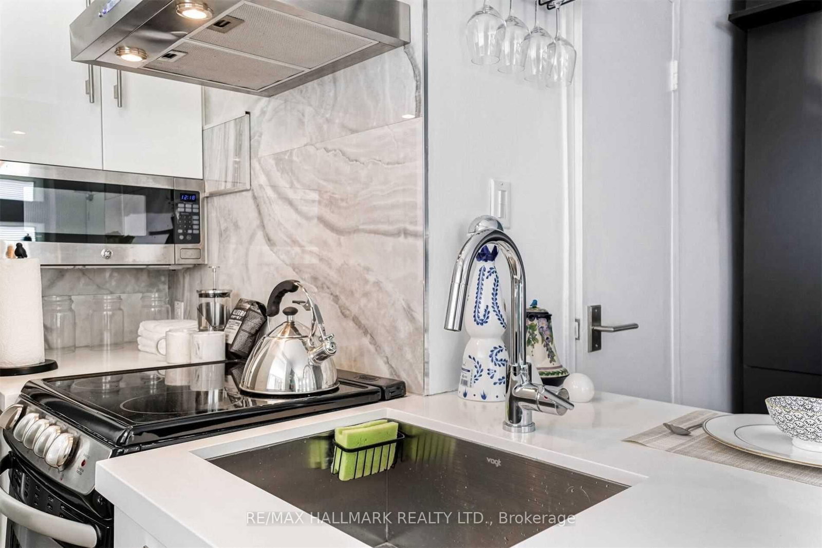 78 Warren Road, Unit 108 - Photo 14