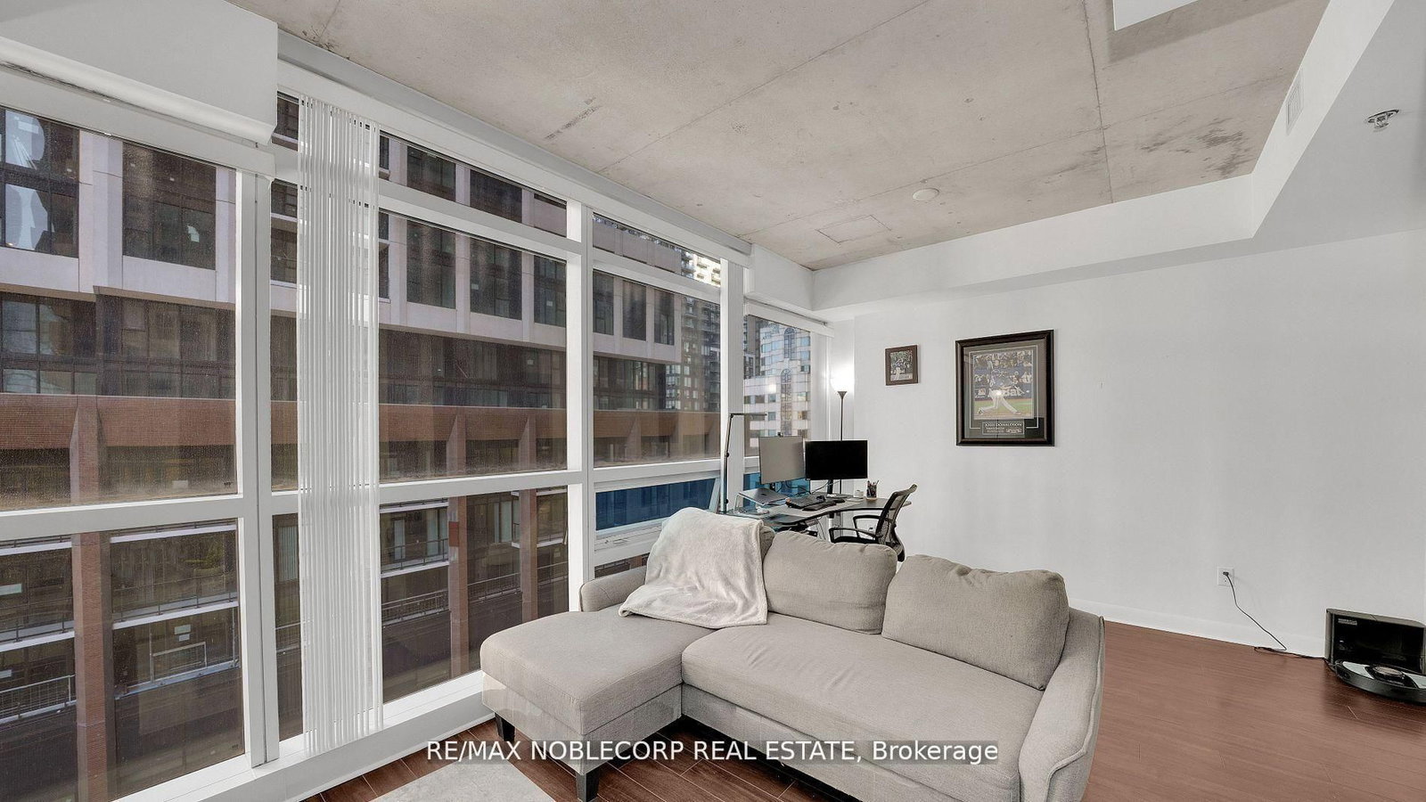 Condo for sale at 810-375 King Street, Toronto, Ontario, M5V 1K1 - Waterfront Communities C1 - MLS: C12977510