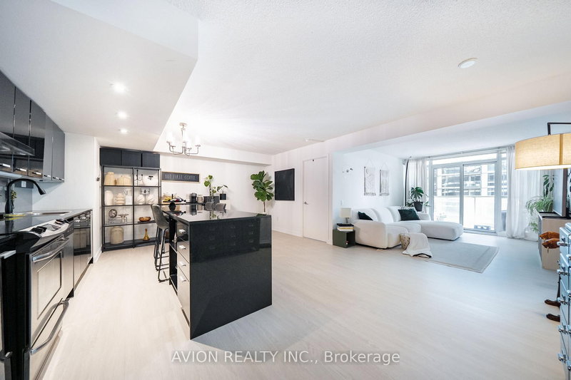 616 - 15 Singer Crt, Toronto, M2K 0B4 | Image 3