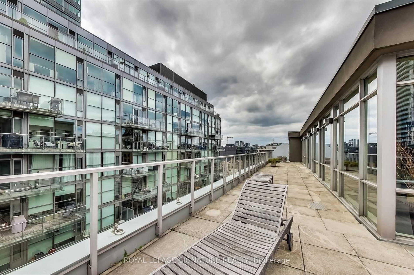 36 Charlotte Street, Unit 204 - Photo 32