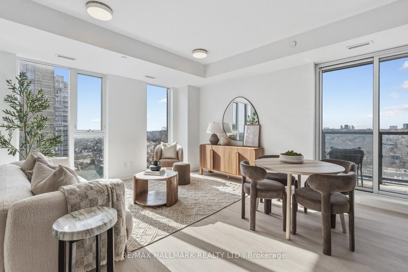 1001 - 185 Alberta Ave, Toronto, M6C 0A5 | Image 2