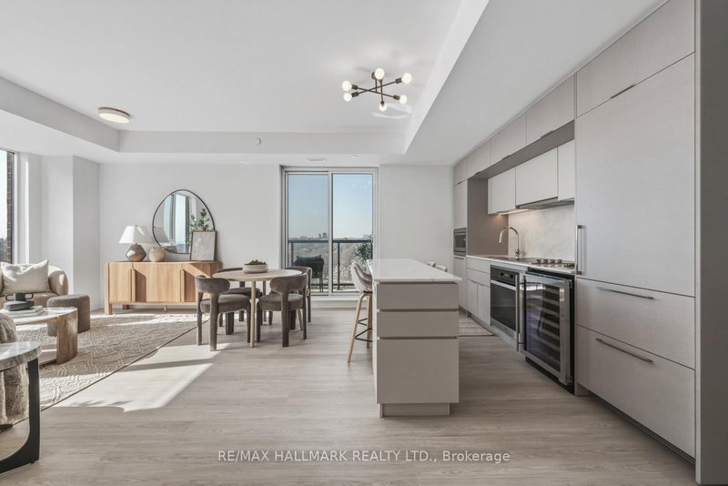 1001 - 185 Alberta Ave, Toronto, M6C 0A5 | Image 3